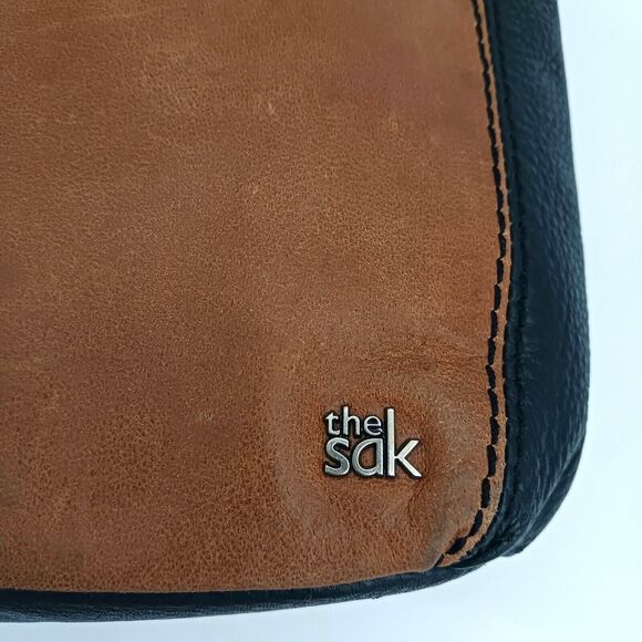 The Sak Laurel Crossbody Bag Colorblock Tri Color Pebble Leather Blk/Brown/Ivory - Picture 2 of 6